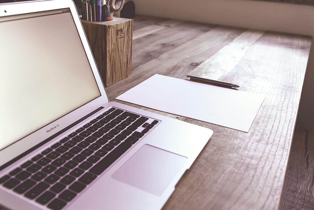 laptop-desk-notebook-computer-macbook-work-921962-pxhere-com-1.jpg